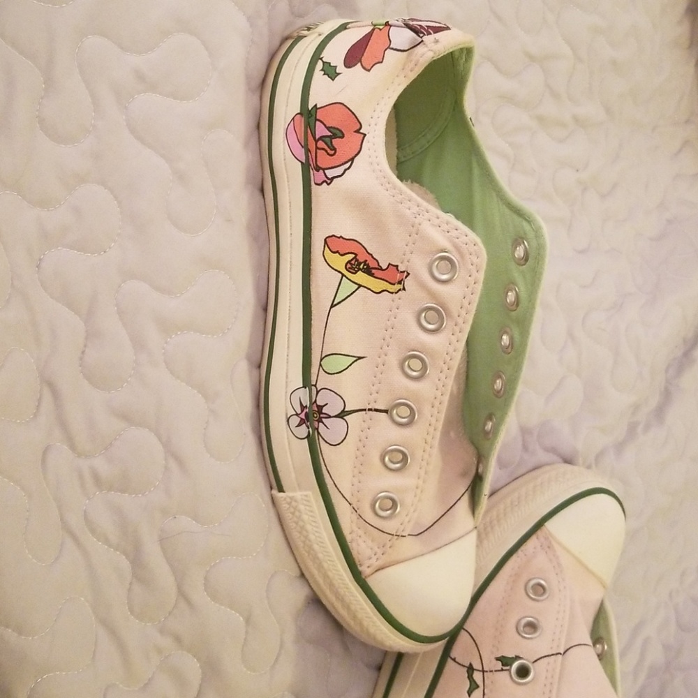 Converse All Star tennis shoes